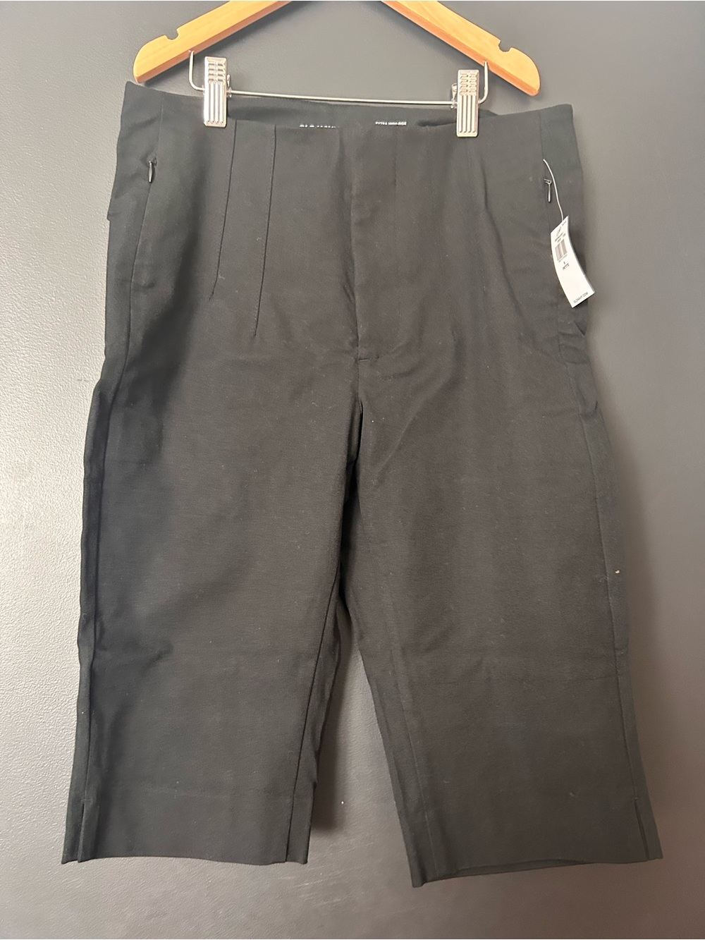 Black Knee-Length Stretch Shorts